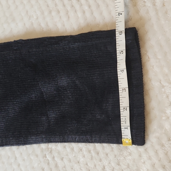 LEVI'S CORDUROY WOMENS JEANS CLASSIC MID-RISE SKINNY  SIZE 28×30 BLACK COLOR NEW - Picture 15 of 15